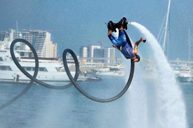 Voltereta en el flyboard
